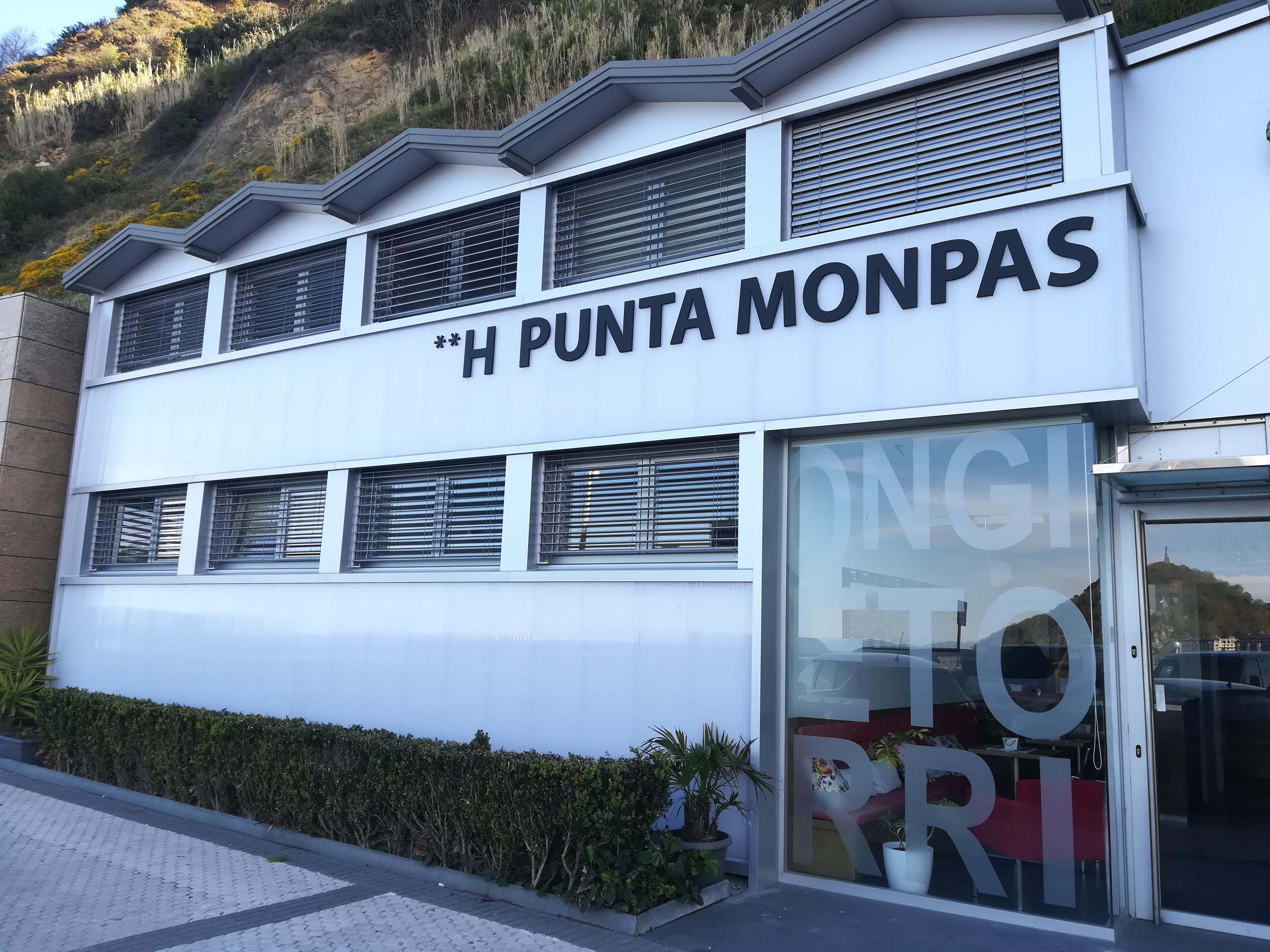 Punta Monpas Hotel